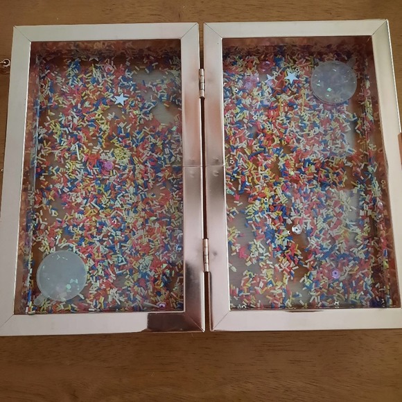 FAO Schwarz DIY Fill and Refill Sprinkle Shoulder Bag Purse - Picture 5 of 7